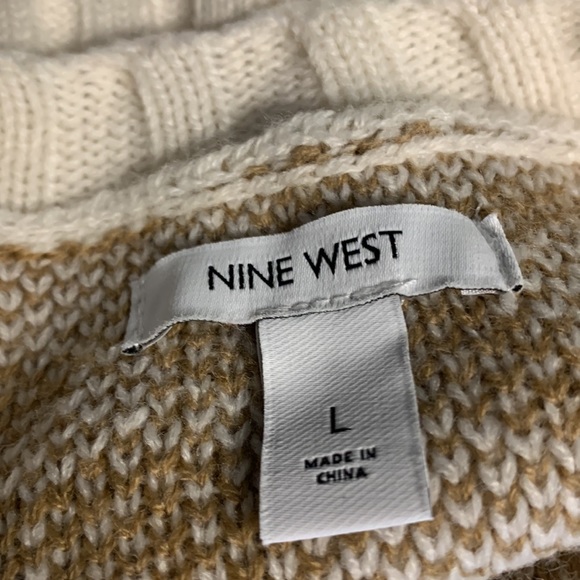 Nine West Sweater - Picture 9 of 10